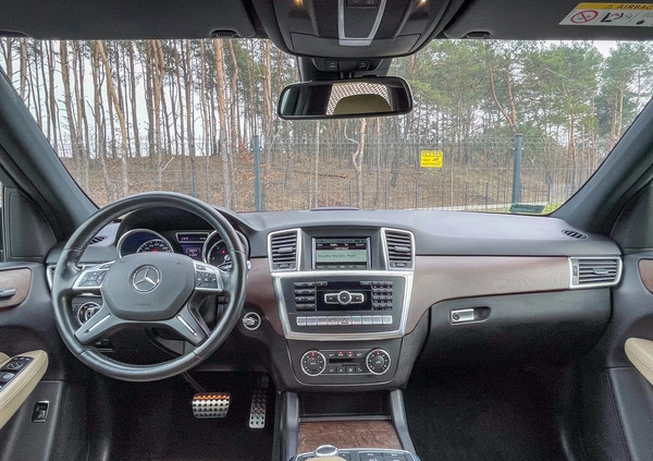 Mercedes-Benz ML cena 115000 przebieg: 213000, rok produkcji 2014 z Warszawa małe 46